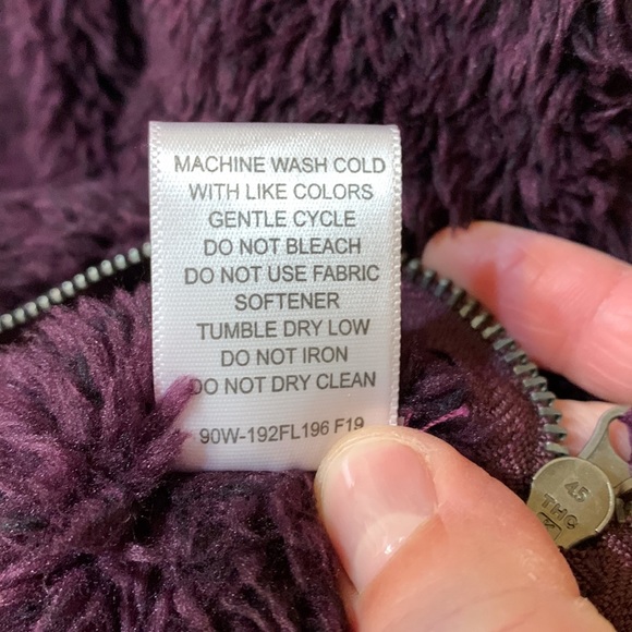 Fleece Pullover - Picture 10 of 11